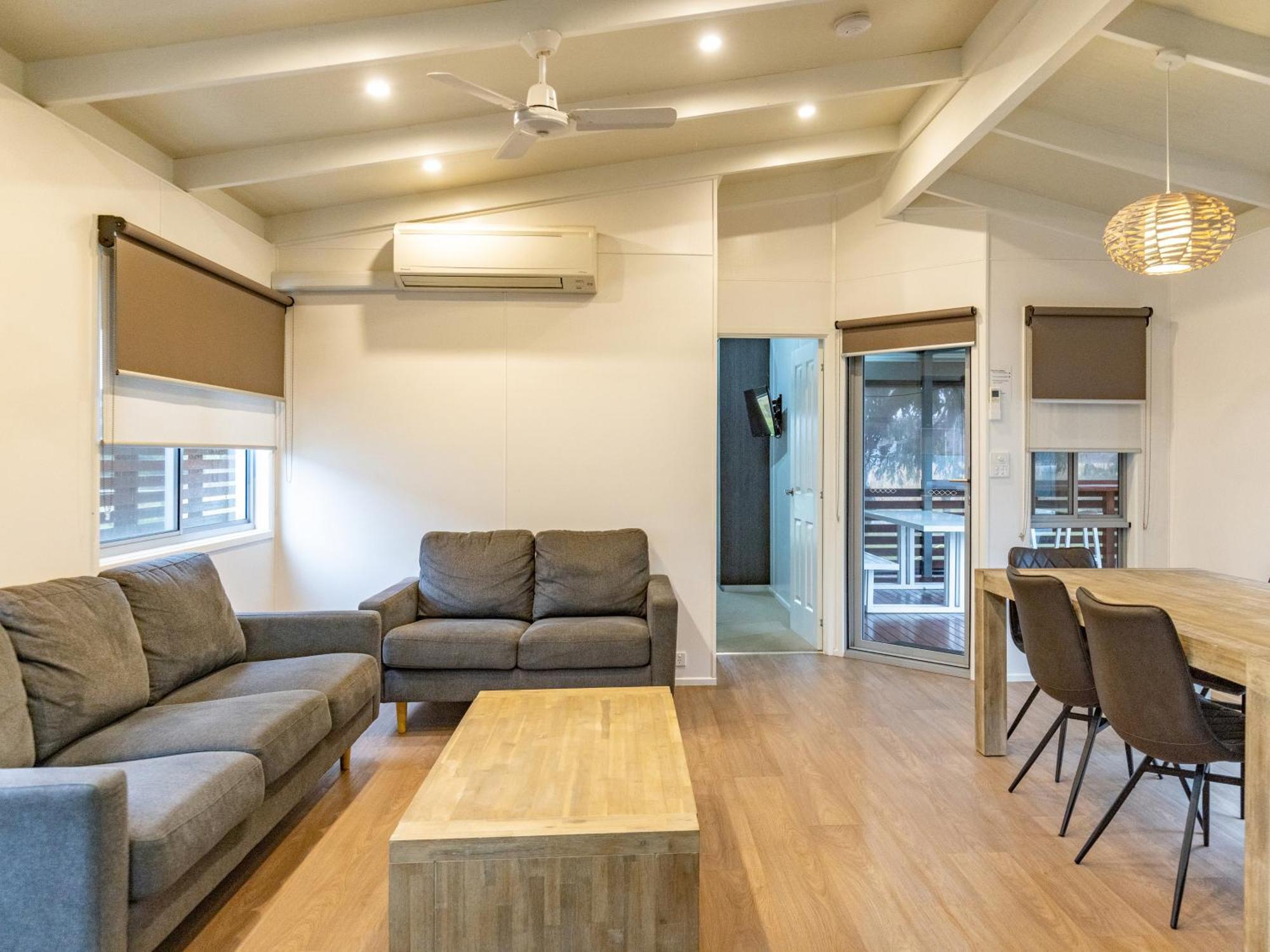 Nrma Warrnambool Riverside Holiday Park Oda fotoğraf